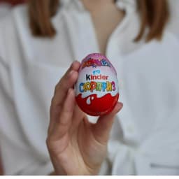 Chocolate egg Kinder Surprise with a toy 20g